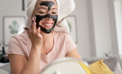 Confira 6 dicas para fazer uma limpeza de pele em casa