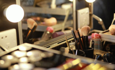 Dicas de como organizar maquiagens em casa