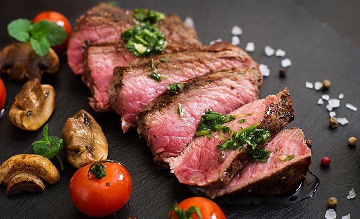 fatias de picanha temperadas e assadas