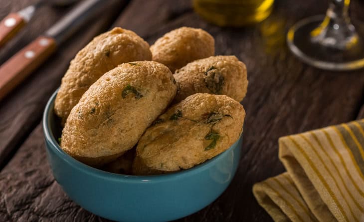 Bolinho de mandioca.